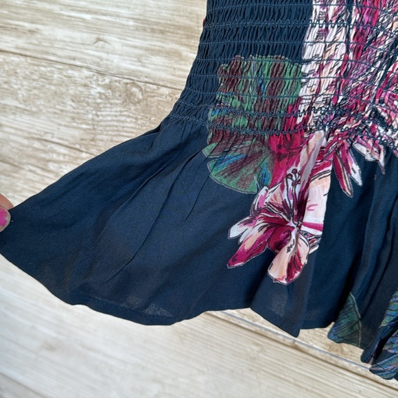 Patrons of Peace Selene Tank Top Size Small - Picture 2 of 7